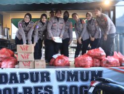 Polres Bogor Dirikan Dapur Umum Pelayanan Korban Banjir Di Bojong Kulur