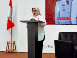 Kadinkes Kabupaten Bogor, dr. Fusia Meidiawaty, S.H., M.H.Kes., MARS Buka Giat Peringatan Hari AIDS Sedunia