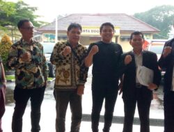 Kuasa Hukum Pengendara Motor Yang Viral di Medsos Resmi Laporkan Pengemudi Mobil, Sebut Kliennya Korban Pencemaran Nama Baik