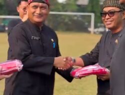 Kecamatan Cibinong Gelar Upacara Pembagian Bendera Merah Putih, Kobarkan Semangat Nasionalisme Jelang HUT RI ke-81